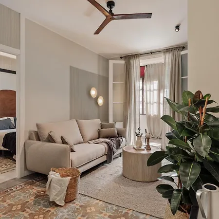 Aksaray - 2 Bedrooms In Eixample Esquerra Apartment *