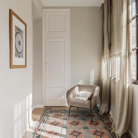 Aksaray - 2 Bedrooms In Eixample Esquerra *