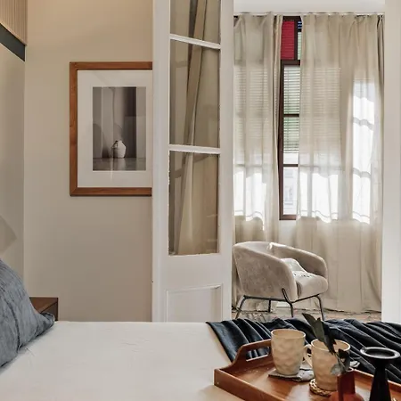 Aksaray - 2 Bedrooms In Eixample Esquerra Appartamento