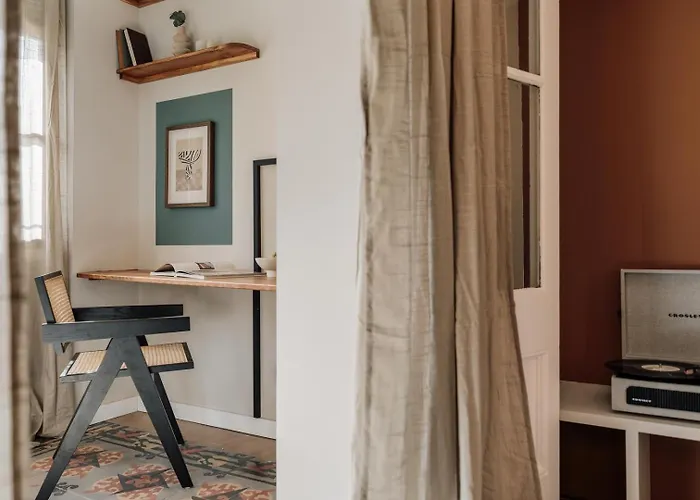 Aksaray - 2 Bedrooms In Eixample Esquerra Appartamento Barcellona