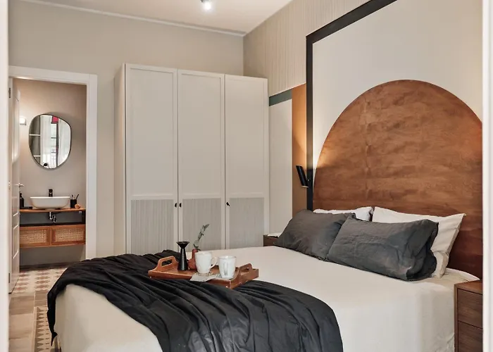 Appartamento Aksaray - 2 Bedrooms In Eixample Esquerra Barcellona