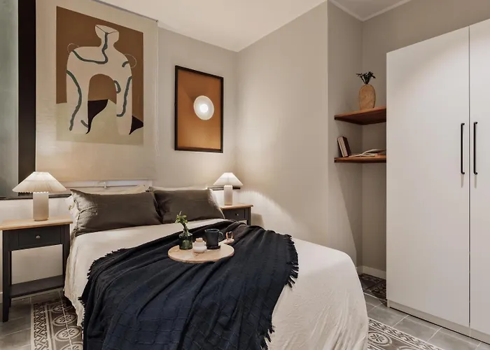 Aksaray - 2 Bedrooms In Eixample Esquerra Barcellona