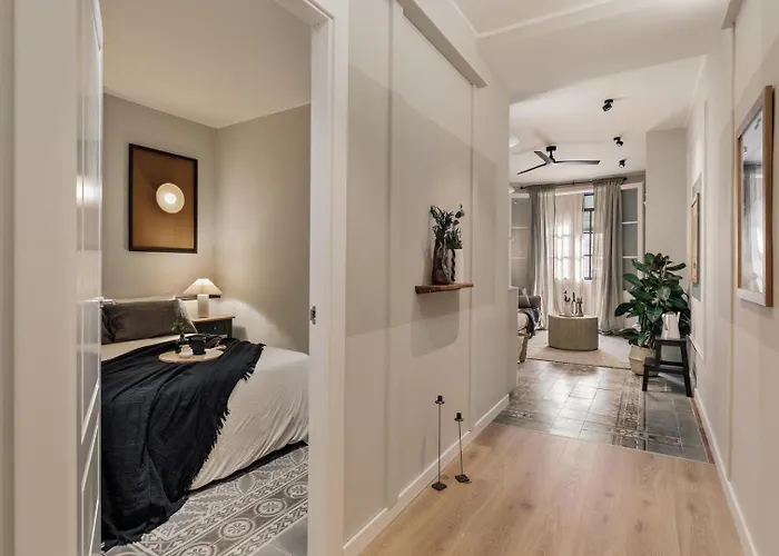 Aksaray - 2 Bedrooms In Eixample Esquerra Appartamento *